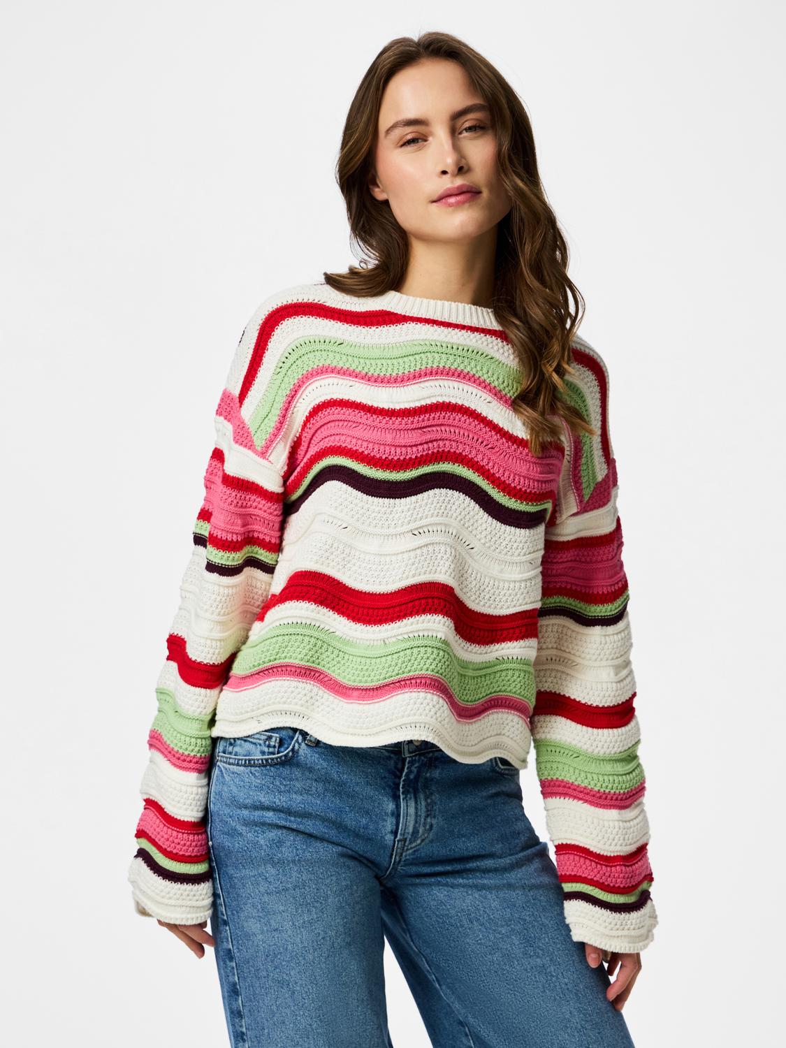 model_shot-front